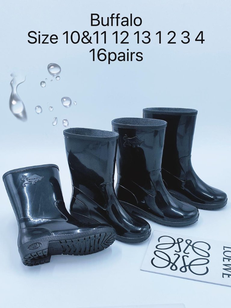 BUFFALO GUMBOOTS  (12 PAIRS)